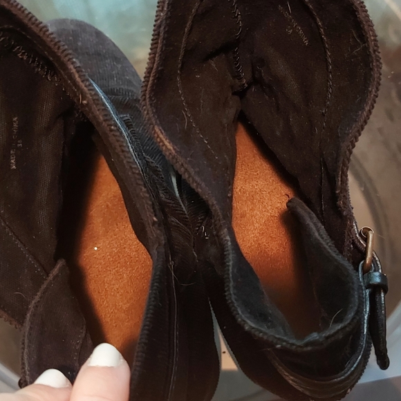 Aldo Wedge Booties - Picture 2 of 3